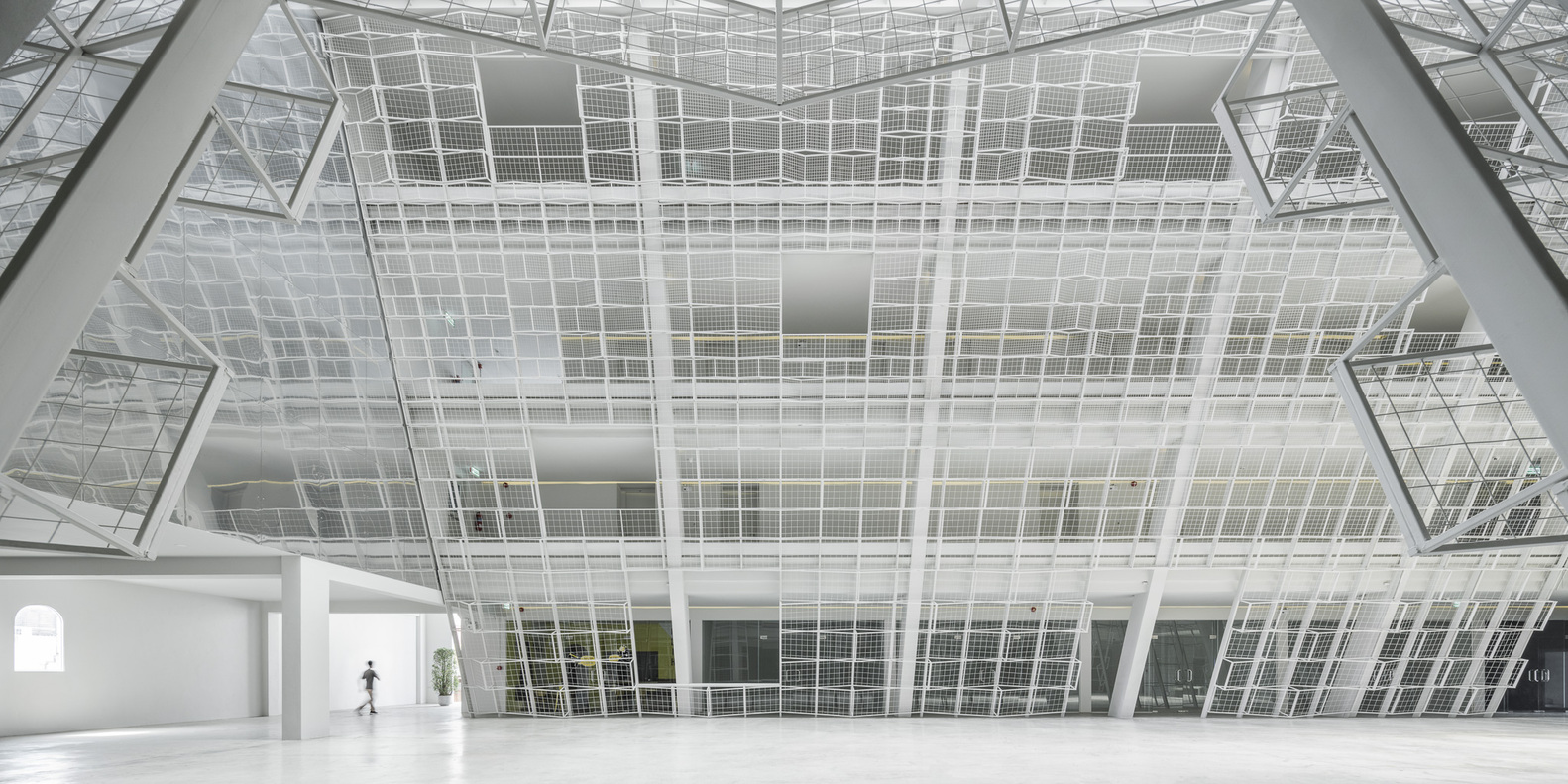 Niran Apartment / RAD Studios